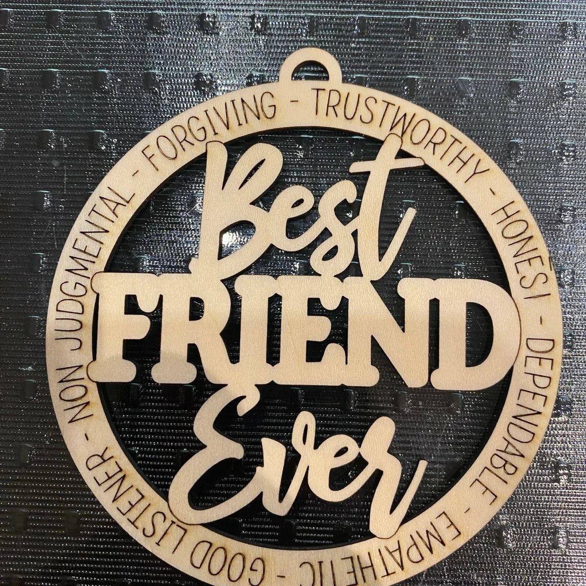 Wooden "Best Friend Ever" Hanging Ornamen